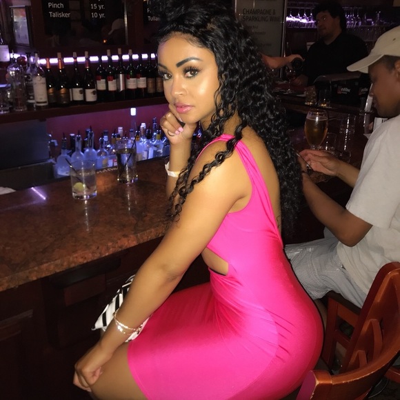 Meet your Posher, Erika - Picture 2 of 2